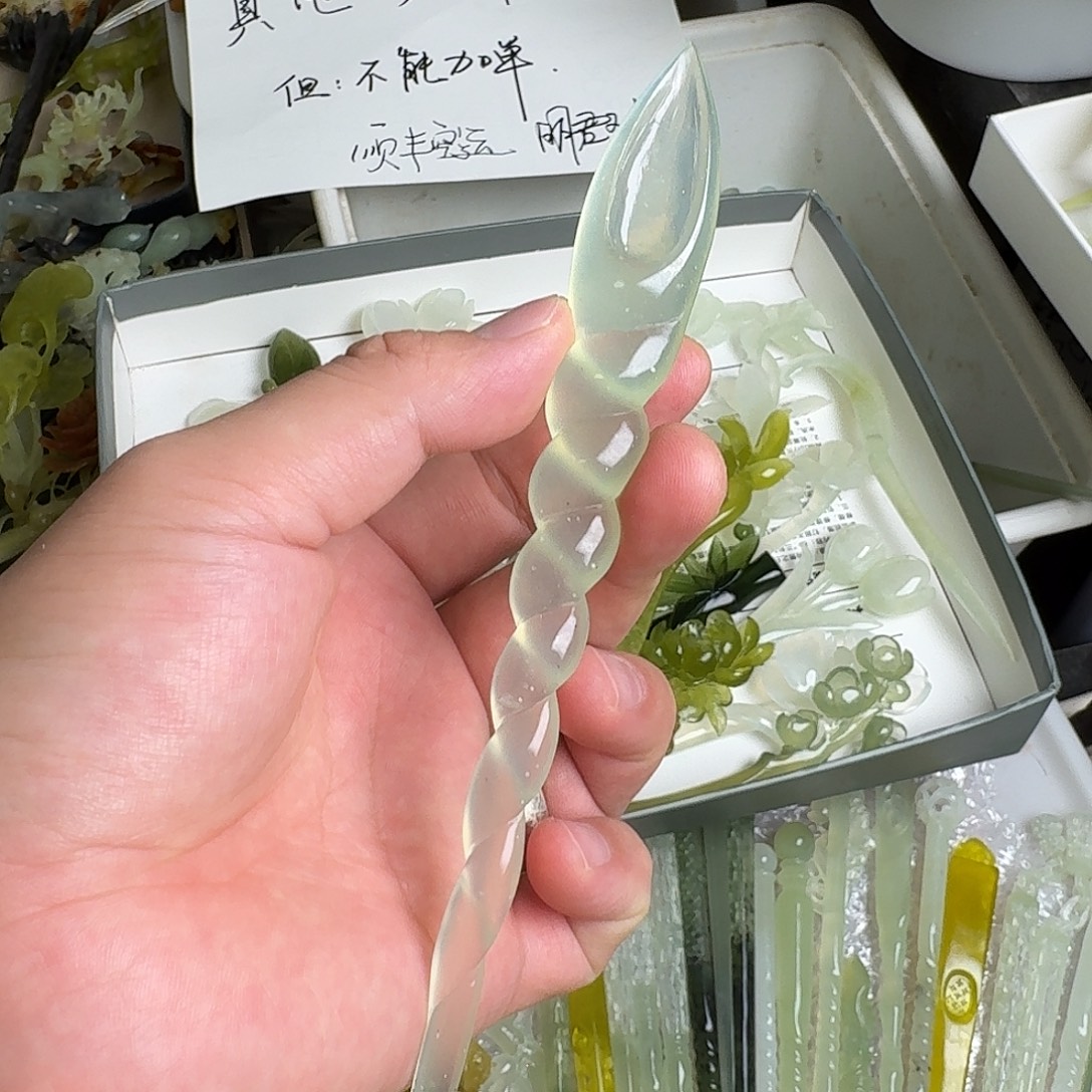 蛇纹石玉未镶嵌发饰