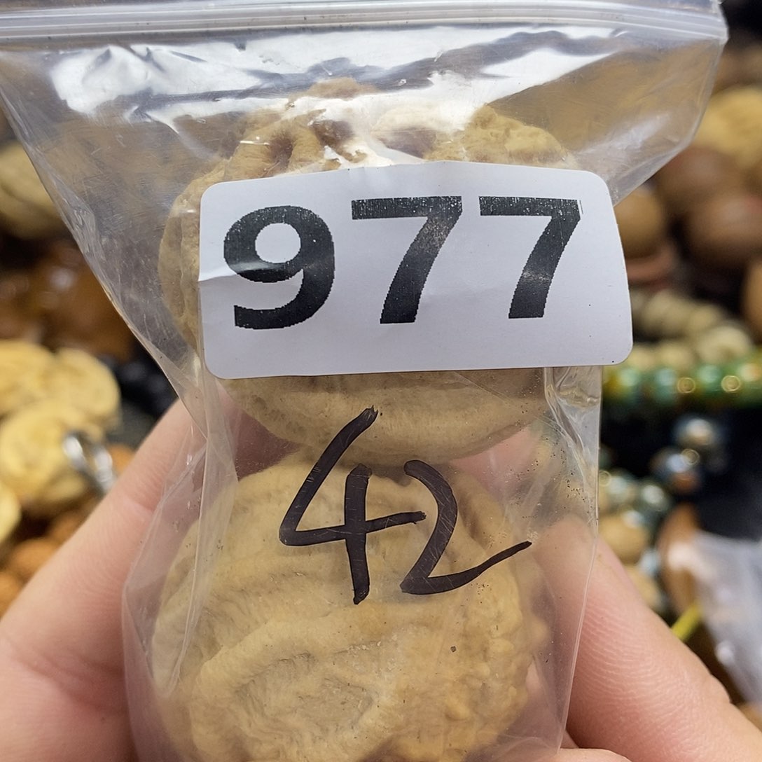 吊坠橄榄核M**H文化交流