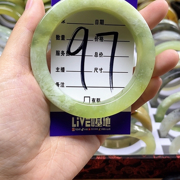 蛇纹石玉手镯合金鸭*儿