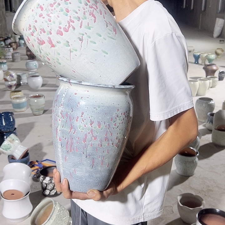 高度26厘米口19厘米