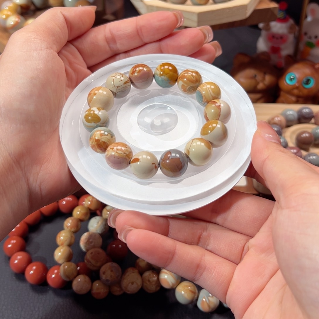 慢***奏石英质玉手链未镶嵌131