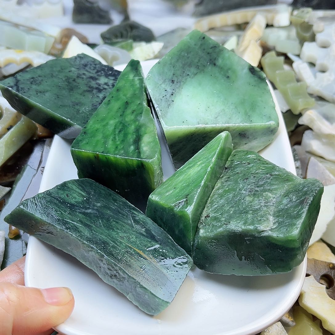 未镶嵌和田玉（糖玉）珠宝奇石梧*