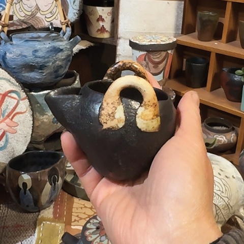手工制作各种精美陶瓷