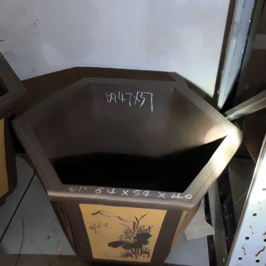 紫砂花盆高六方盆一个