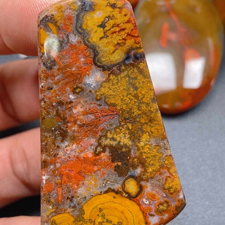 玛瑙/玉髓颈饰未镶嵌郑**闫