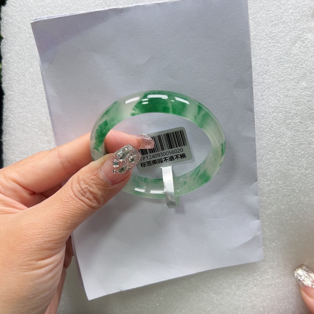 石英质玉手镯未镶嵌?*➕佳佳53