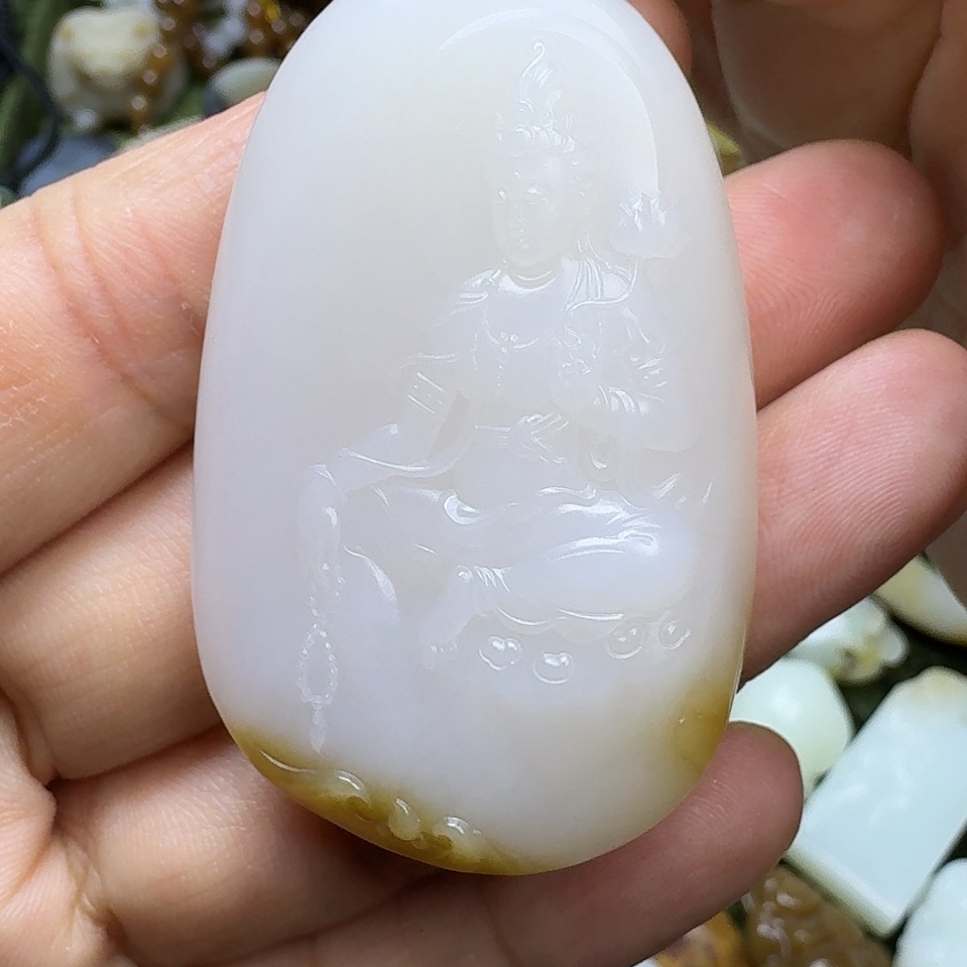 和田玉颈饰未镶嵌