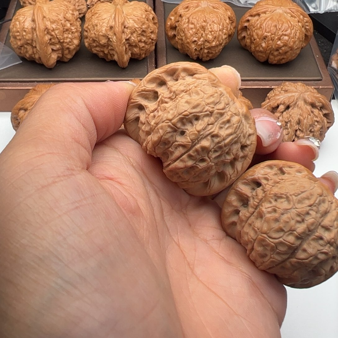 文玩核桃把件血麒麟41