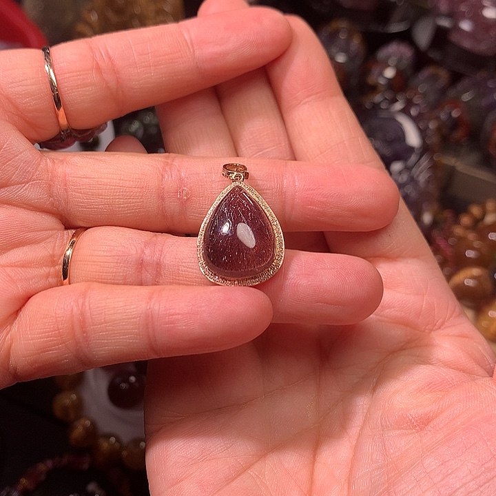 水晶颈饰18K金镶嵌订制