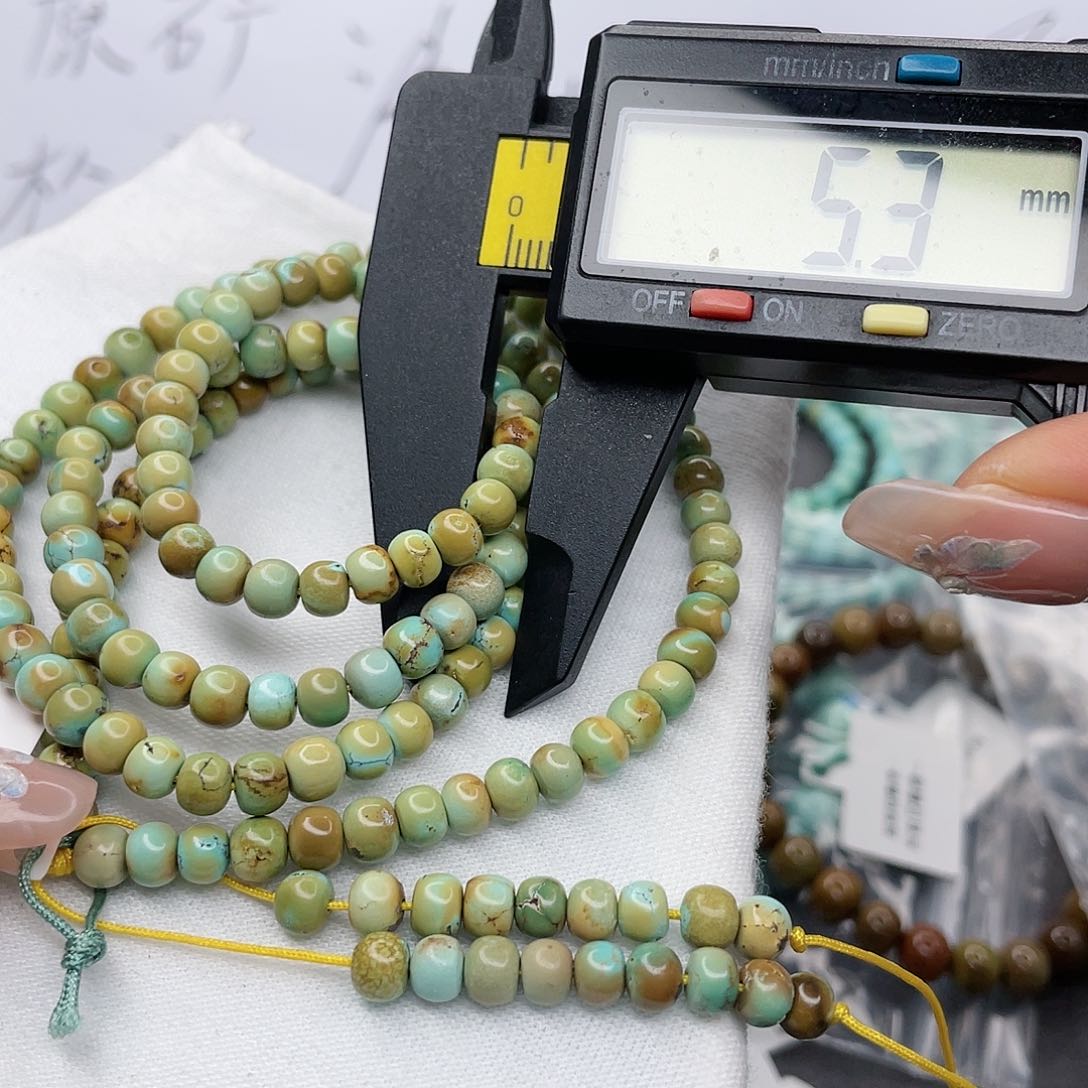 绿松石手镯未镶嵌