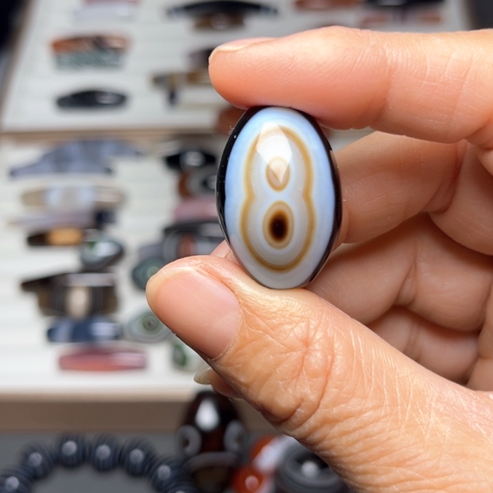 玛瑙/玉髓颈饰未镶嵌