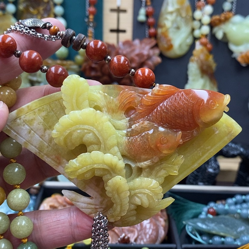 【闪购商品】蛇纹石玉吊坠未镶嵌