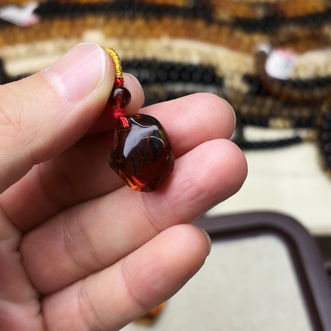 琥珀未镶嵌裸石大