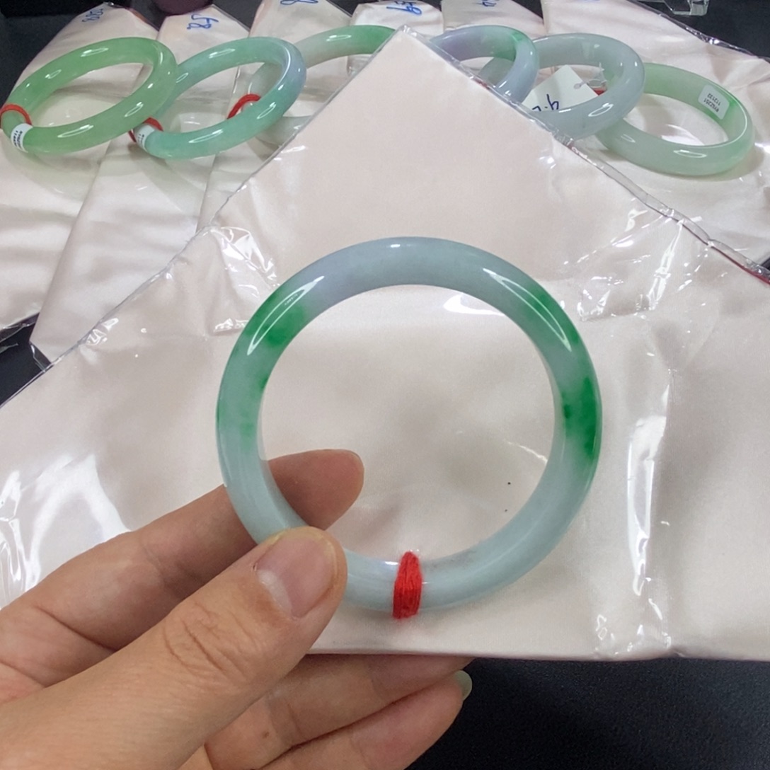 粉***g闪购为准，一物一图