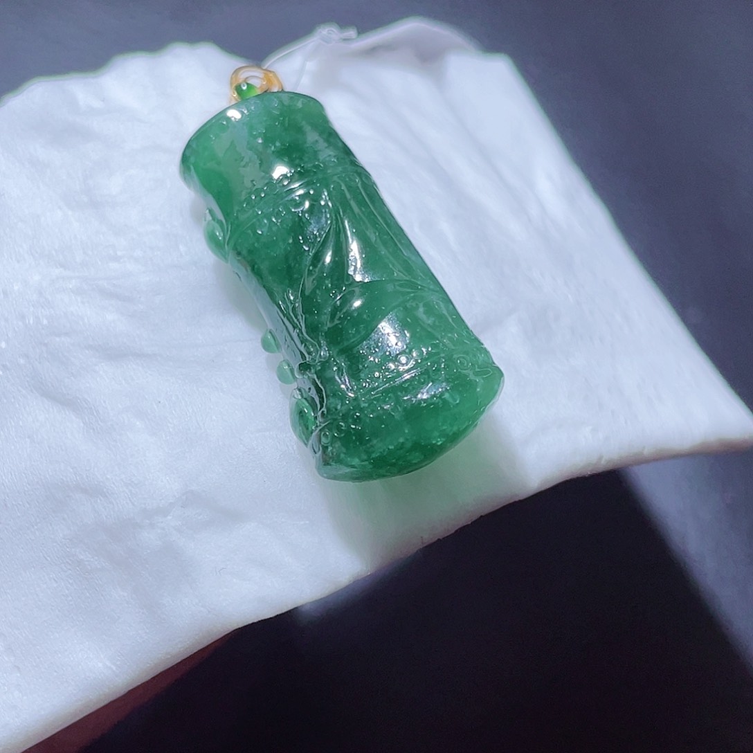 定制翡翠未镶嵌翡翠