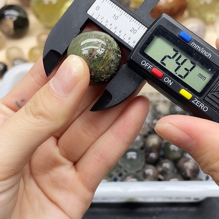 珠宝半成品水晶未镶嵌107水晶