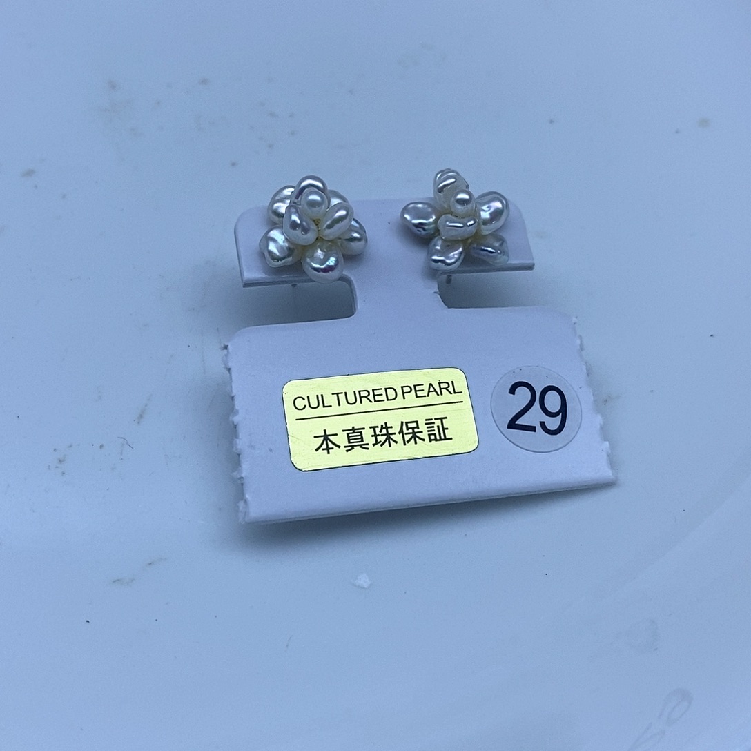 m***e淡水珍珠合金耳钉