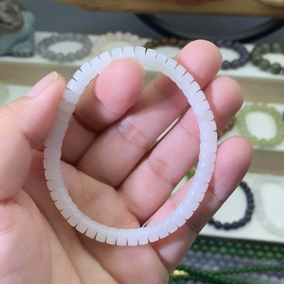 未镶嵌手链和田玉
