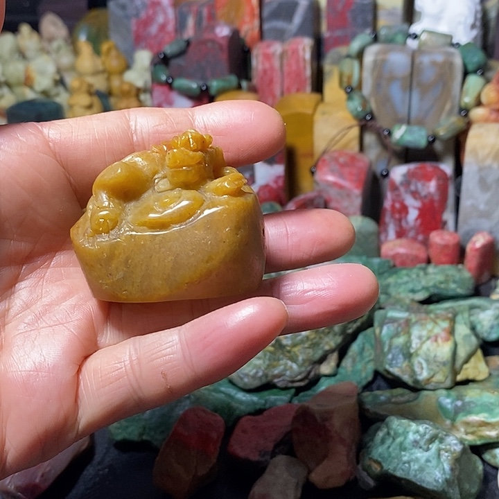 昌化鸡血石昌化石