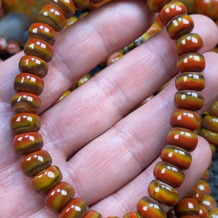 未镶嵌手链玛瑙/玉髓丰****迟