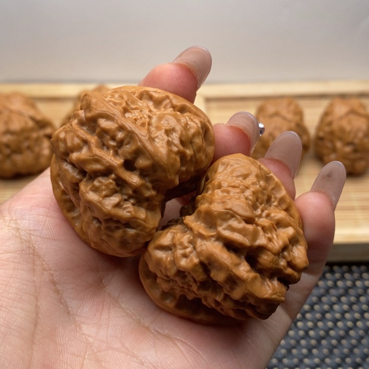 【闪购商品】文玩核桃吊坠边42左右