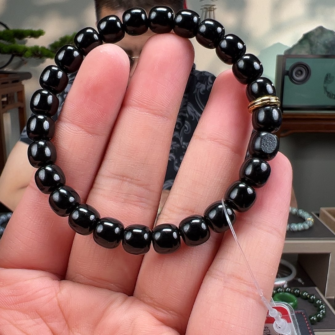 和田玉未镶嵌手链卡8mm黑青藏物