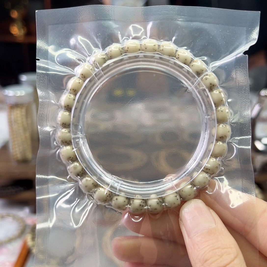 滑***吃吊坠星月菩提Ll.8x7贯穿通体 星点货 细节好