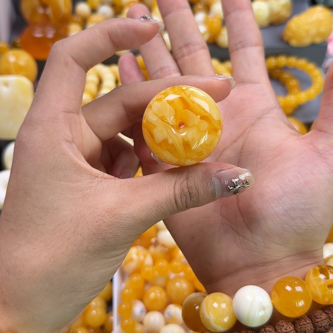 蜜蜡珠宝奇石未镶嵌墩子