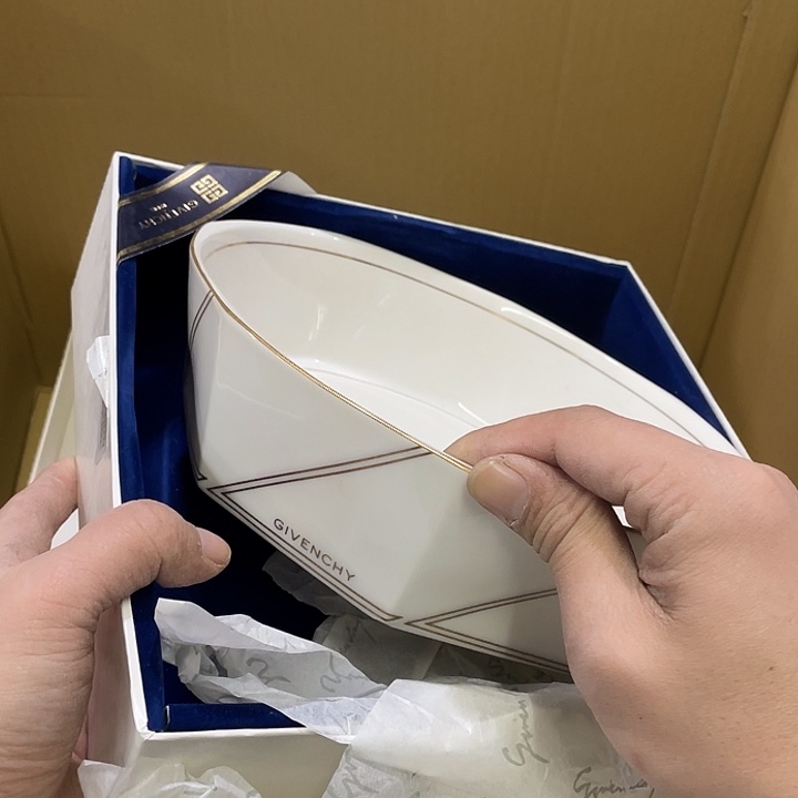 五***天海还回流中古一物一拍