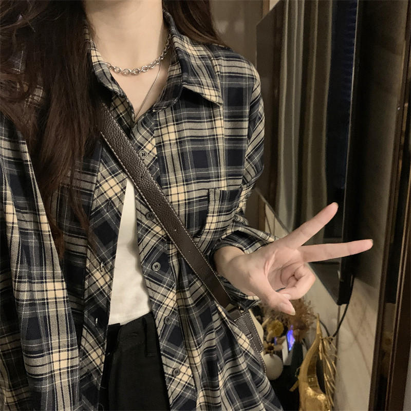 复古港风格子衬衫外套女春秋长袖休闲垂感衬衣设计感宽松开衫上衣