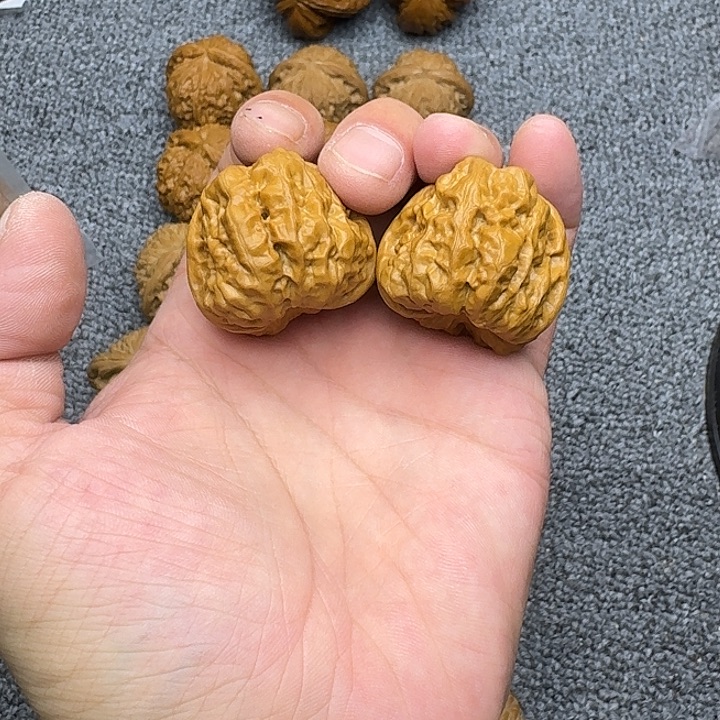 文玩核桃吊坠36尺，蛤磨