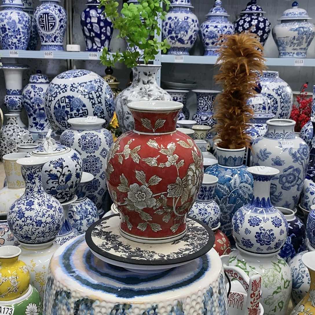 【闪购商品】摆件牡丹花石榴瓶瓷器………………………………