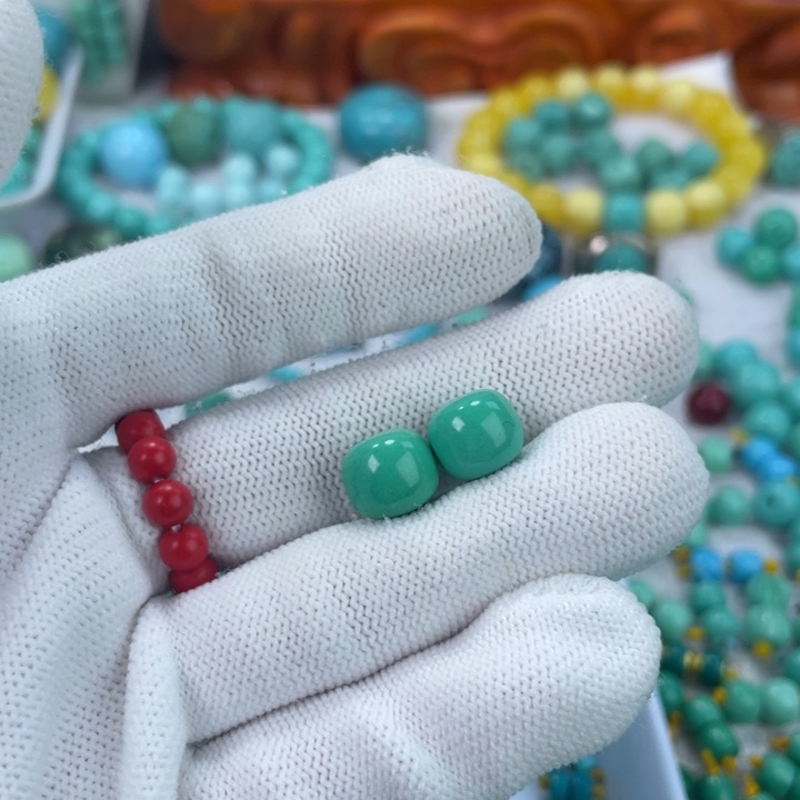 盛***颖南红玛瑙未镶嵌珠宝奇石绿松石