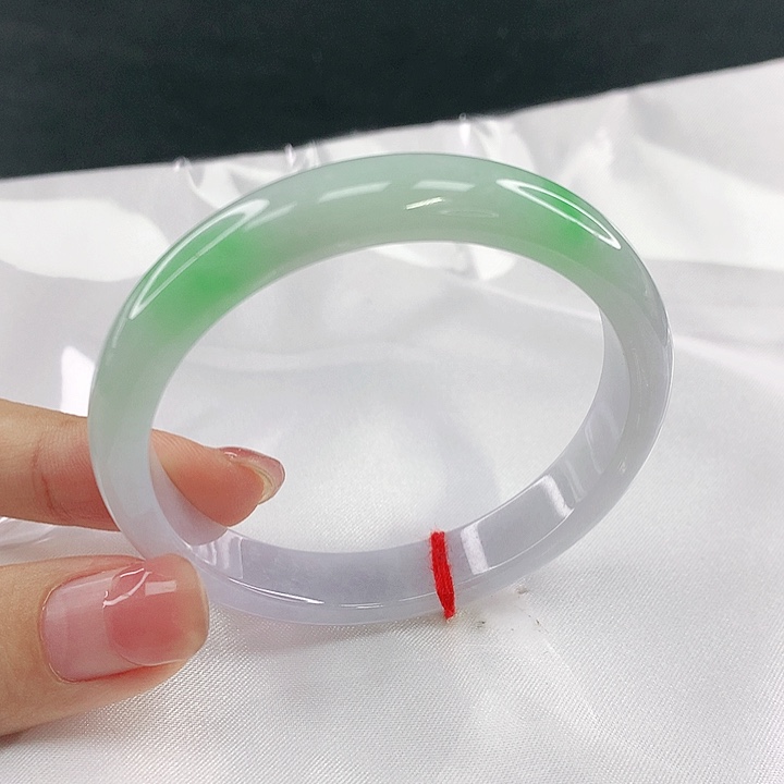 翡翠未镶嵌手镯圈50.8，05035