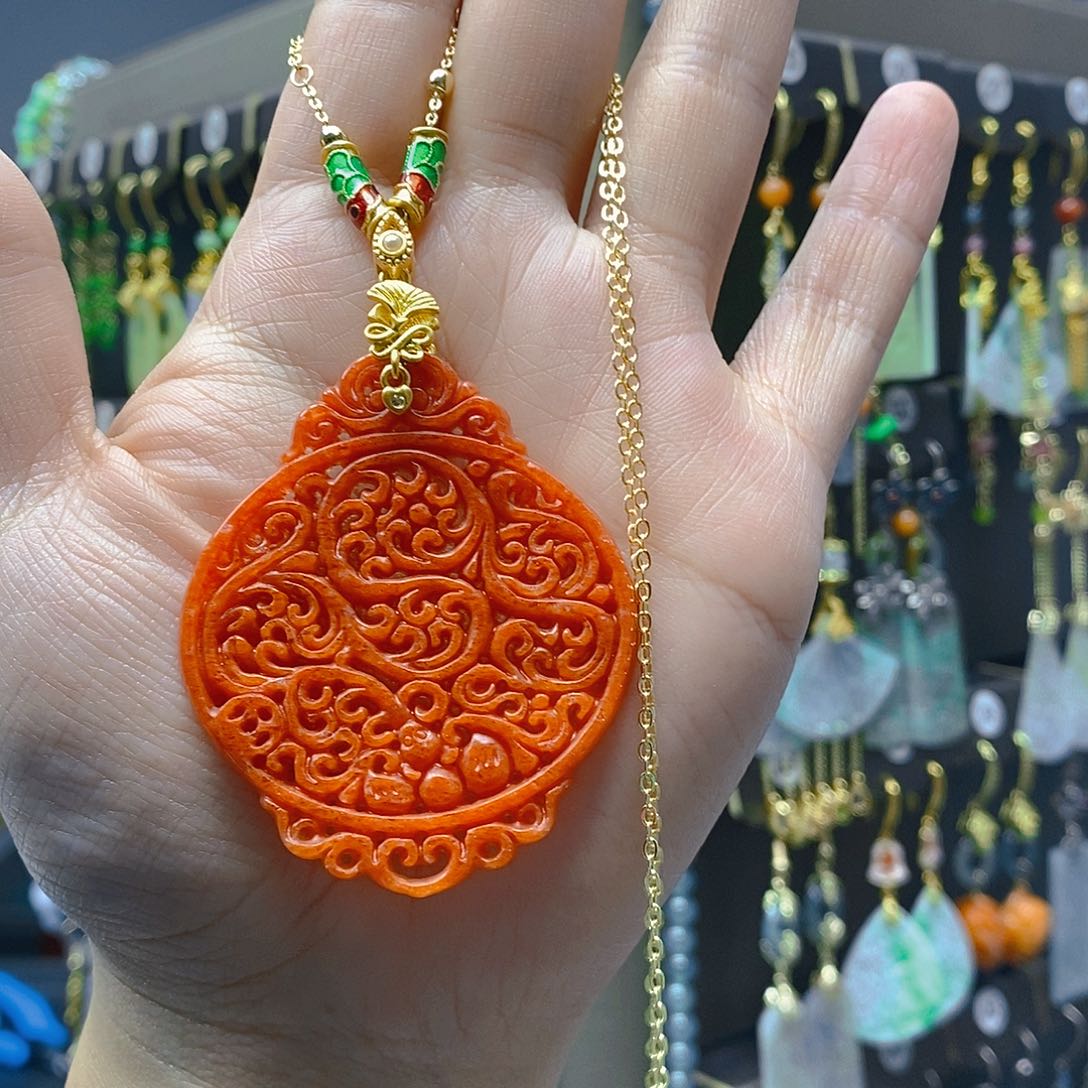 未镶嵌翡翠耳饰翡翠