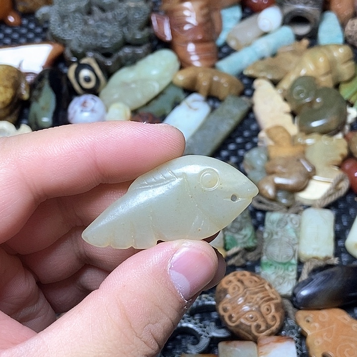 和田玉未镶嵌颈饰120