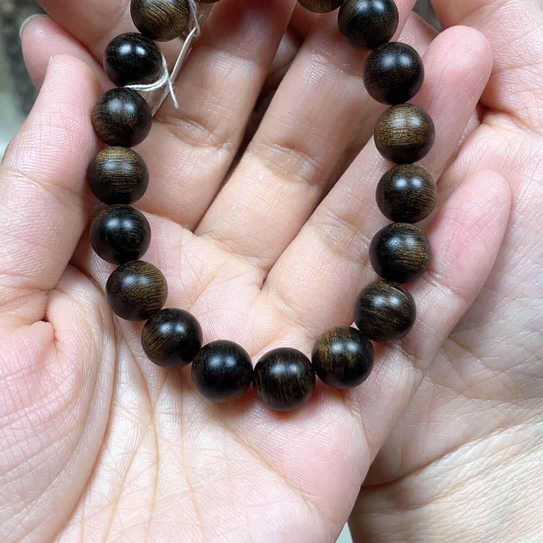 手串沉香云*越南芽庄白奇楠留疤料