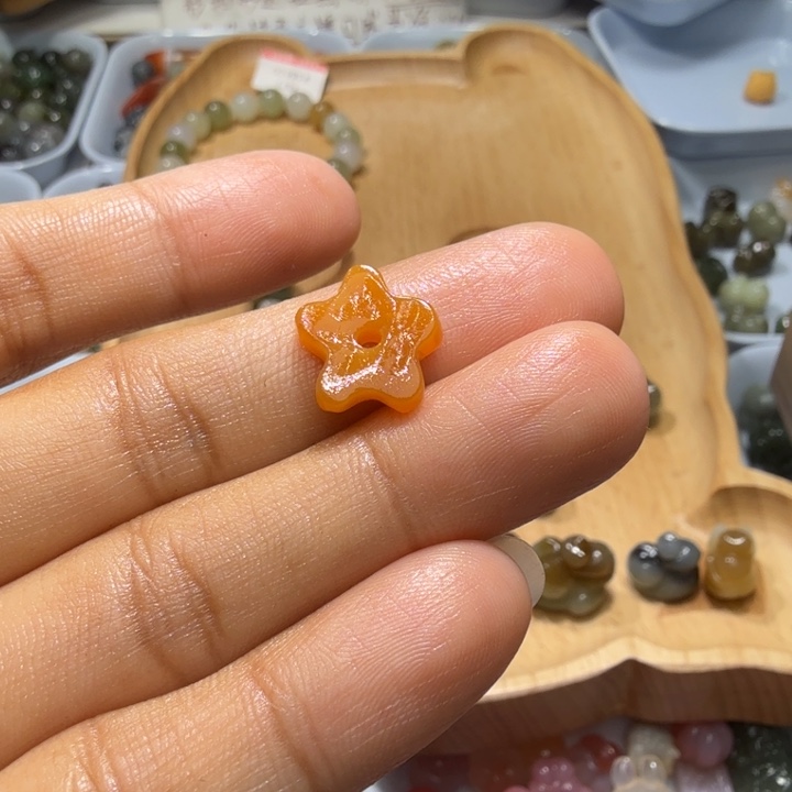 和田玉未镶嵌珠宝半成品