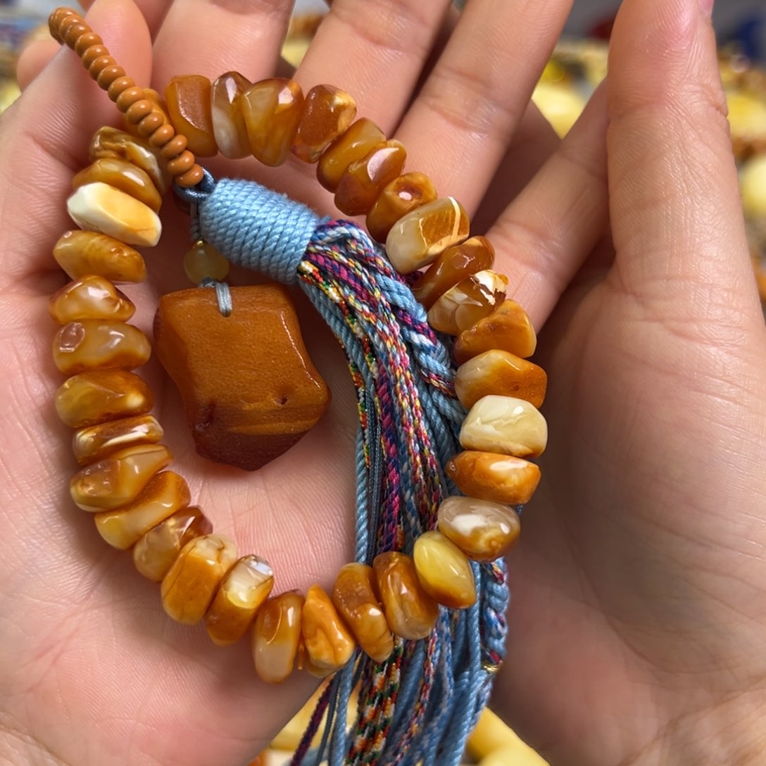 未镶嵌蜜蜡裸石蜜蜡