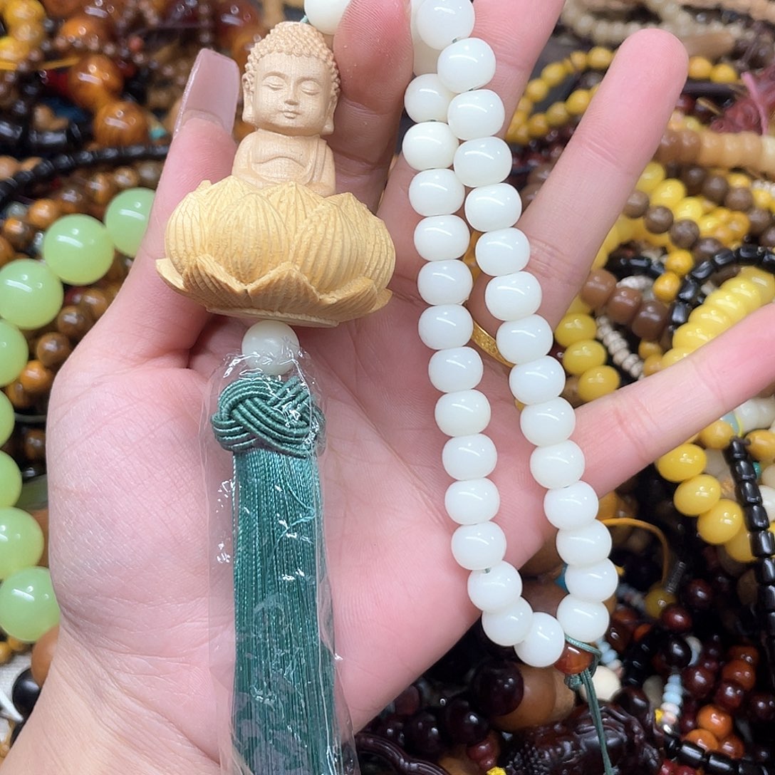 维腊木（绿檀）无事牌