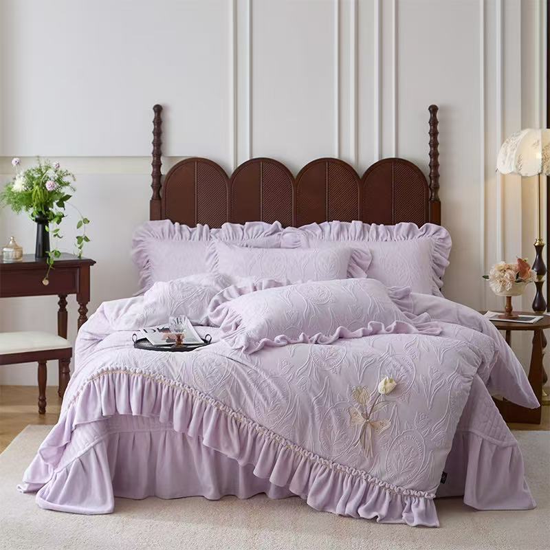 家居好物高克重立体雕花牛奶绒四件套柔软亲肤吸湿透气十个勤天