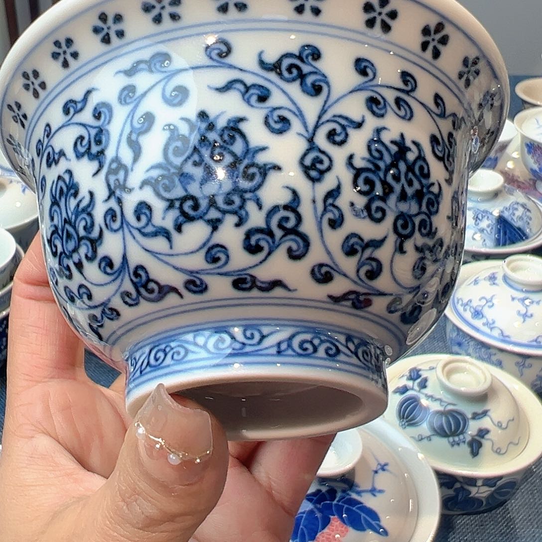 蔡*生青花釉料为金黄色釉