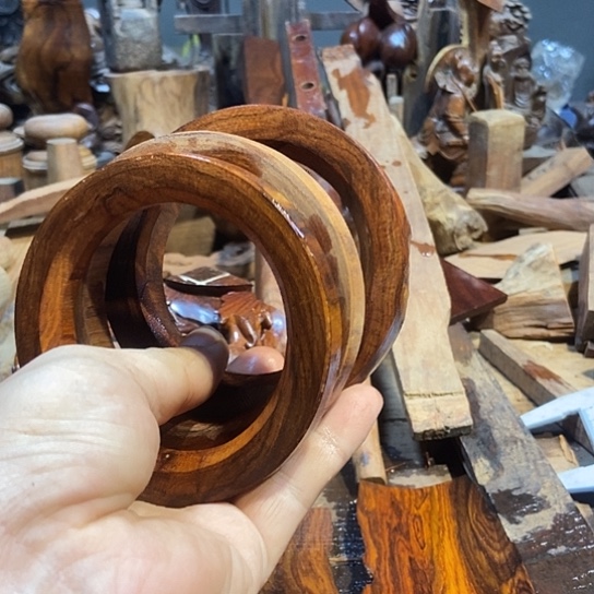 张***炜黄花梨/降香黄檀木