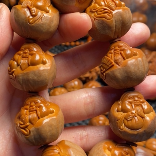 橄榄核吊坠菜*鸟包衣财神