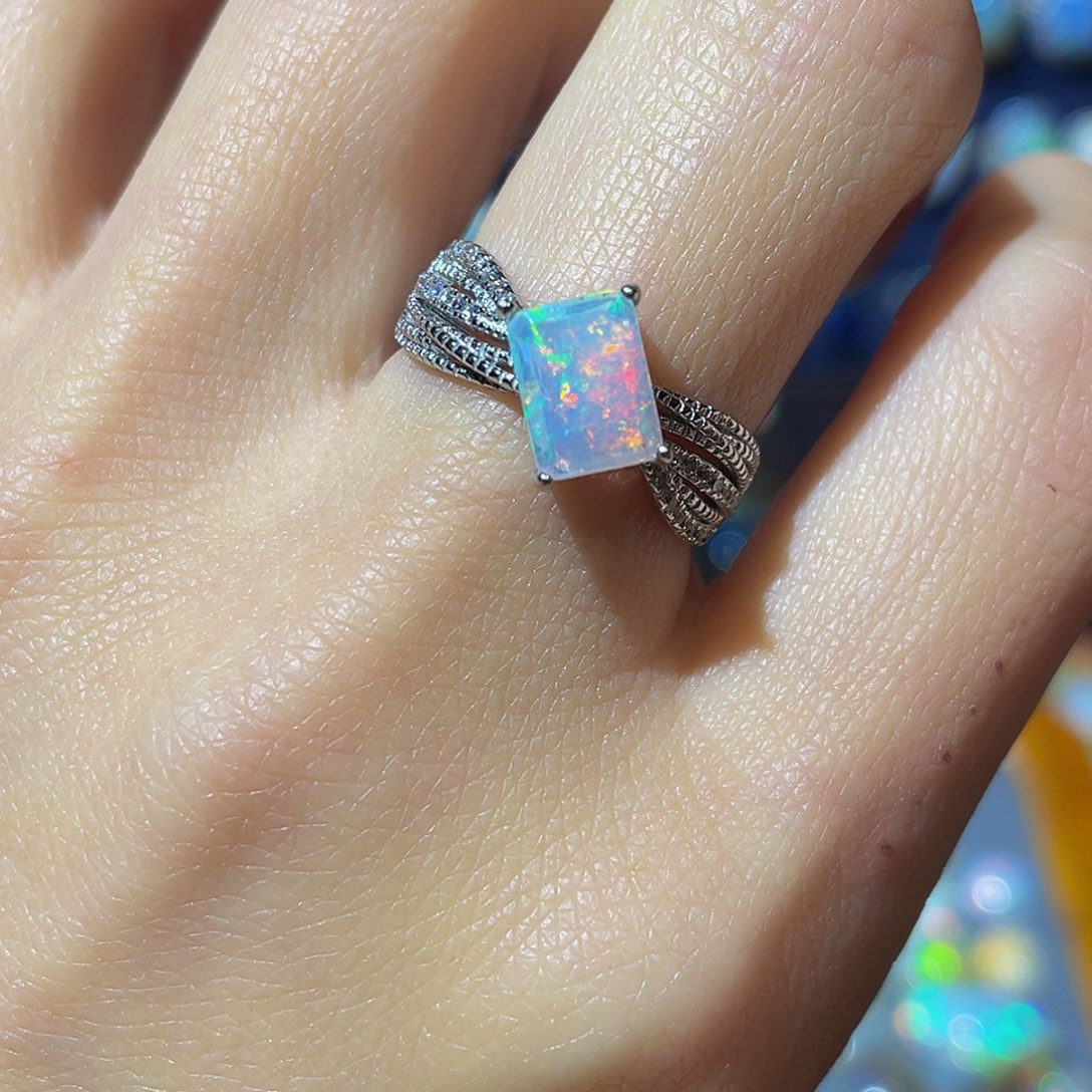 欧泊欧泊戒指银S925镶嵌