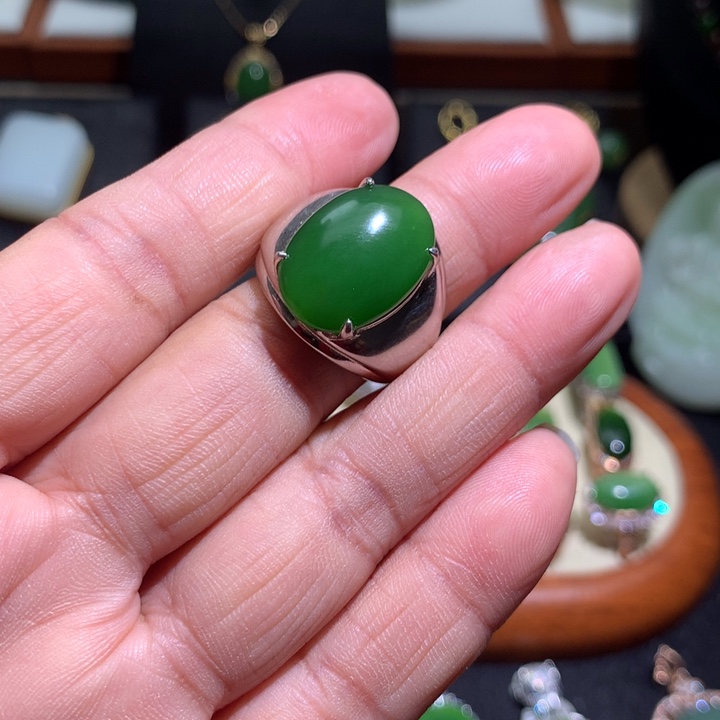 和田玉戒指银S925镶嵌狼*叔