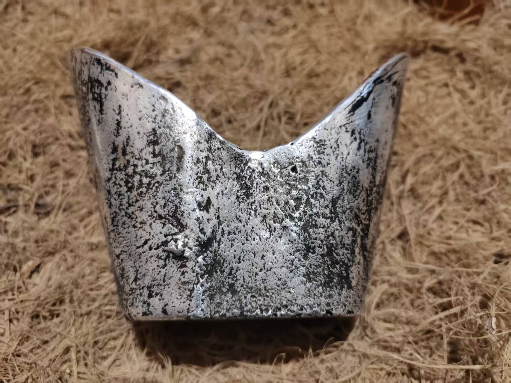 大锭子一个（流水摆件）