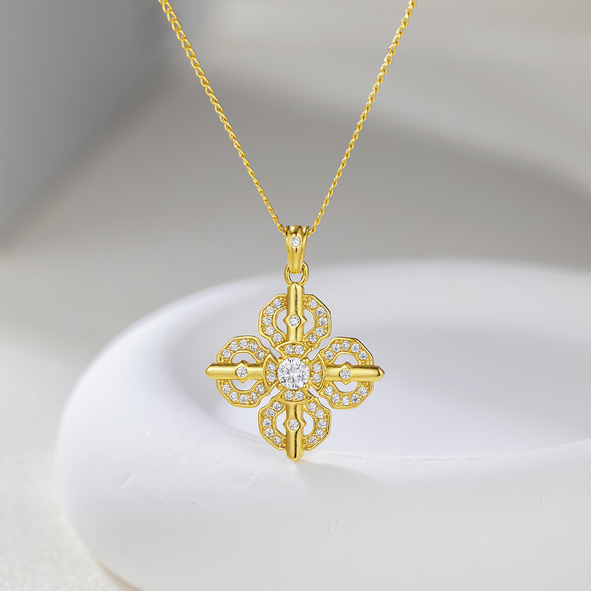 坠链均925银 十字架金刚杵吊坠女镶钻小众设计感生日礼物送项链