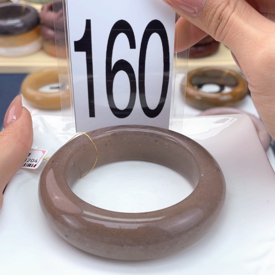 【闪购商品】石英质玉手镯未镶嵌