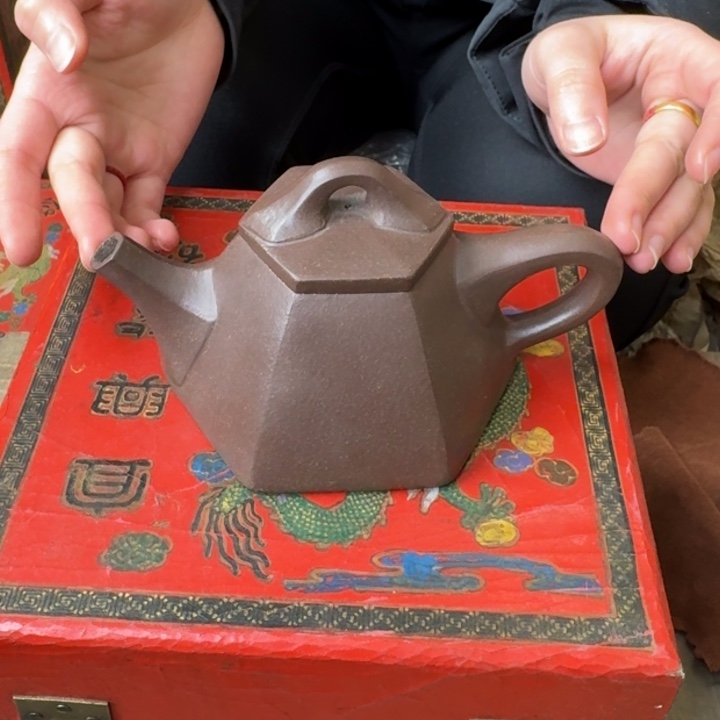 宜兴紫砂壶现场开炸！